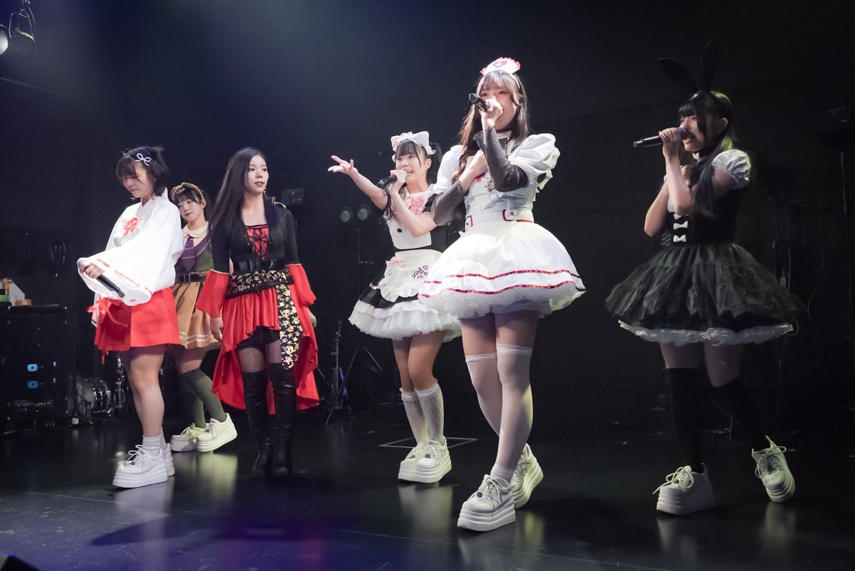 _no_ri_no_ri_'s tweet photo. '251030
HABATAKE! IDOL!! Vol.20
📍梅田BANGBOO
グックルコスプレLIVE

橘ゆきの
#ゆきのさんと立ち話
星月れみな
#まじかるれみなたいむ
彩恋なな
#ななならび
葵まお
#まおちゃんのチェキにっき
天羽さら
#天使のさらちゃんすまいる
一ノ瀬りの
#一ノ瀬美術館

#アイドル #ライブ撮影
※撮可ライブ https://t.co/e40BISgC3b