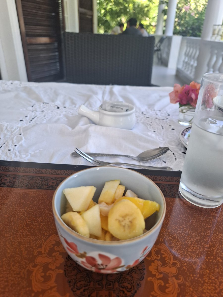 Breaky then will go beachN...
#alterboracay #alteriloilo #justchiliN