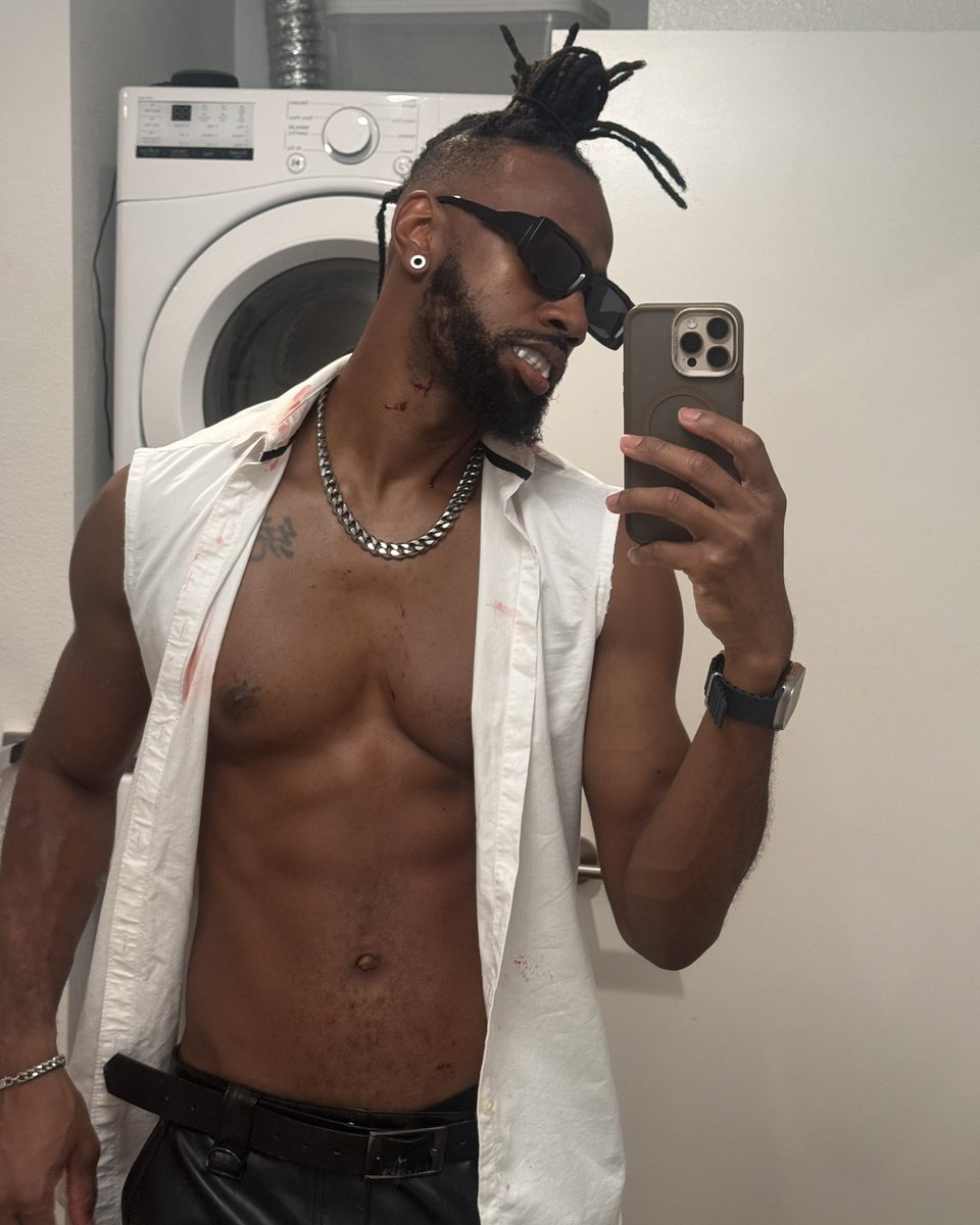 🧛🏽‍♂️🩸