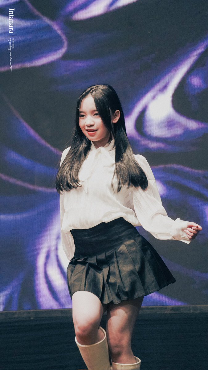 1ntanara's tweet photo. memesona.
📸 @N_IntanJKT48
#Intan #JKT48 #Intanara #penyambungrasadancerita https://t.co/YcGA2wHQPs