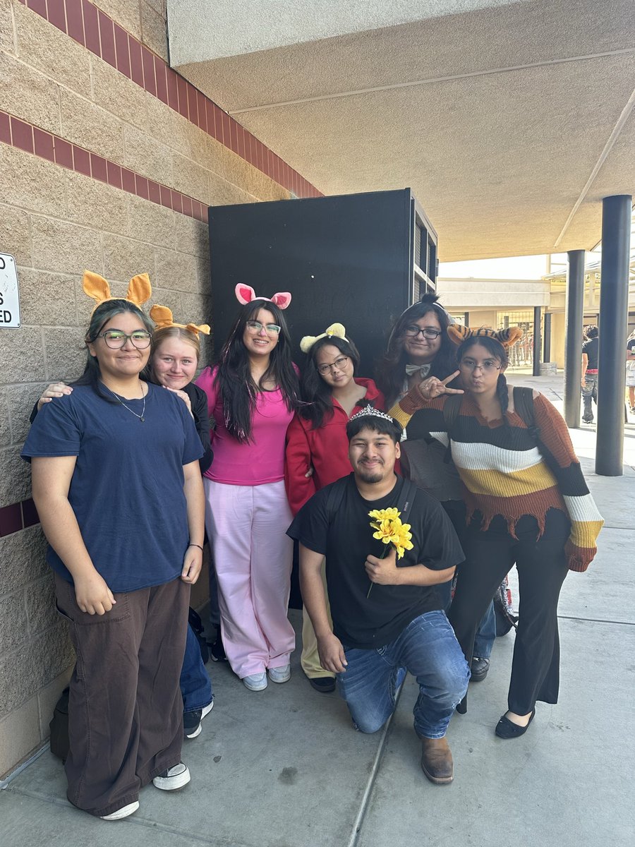 🎃👻 BCHS FCS students brought the Halloween spirit to campus! 👻🎃Our amazing FCS students joined the annual Special Education Trick-or-Treating event, dressing up, handing out candy, and spreading smiles all around! 🍬✨ #buhachpride #bchsed #muhsd