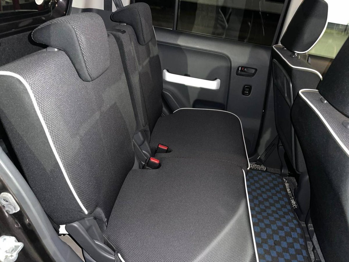 LinkerAuto's tweet photo. SUZUKI ハスラー
色：茶色
型式：DBA-MR31S
年式：平成27（2015年）
車検：令和8年4月
走行距離：99121キロ
鍵本数：純正スマートキー2本
エアコン状態：〇
ETC：あり
エンジン異音：なし
オイル漏れ：なし
走行時のブレ無し
◆気になる不具合◆
なし
#ハスラー
#中古車
#車検付き https://t.co/ntqZMtzZDN