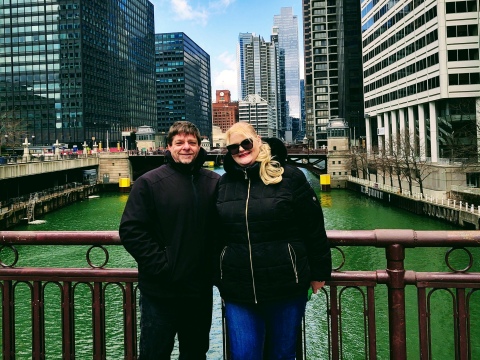 eVisitorGuide's tweet image. 👣 Walk (or ride!) where celebs and characters once stood! From superhero stunts to rom-com moments, Chicago's On Location Tours takes you there—with behind-the-scenes stories, laughs, & tons of photo ops along the way! USE PROMO CODE 'VISITCHICAGO' FOR 10% OFF OUR DOWNTOWN…