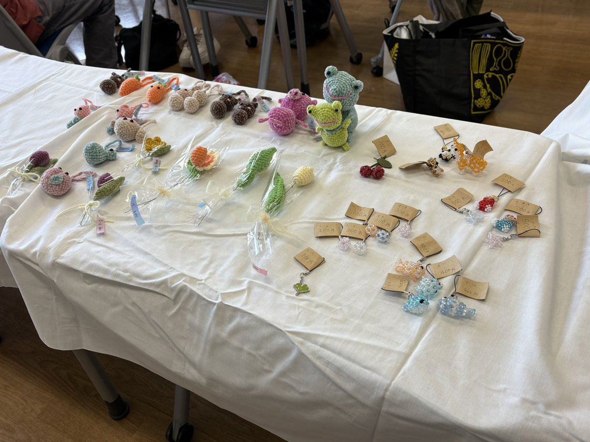 handmade_at_OU's tweet photo. 【まちかね祭】
共通棟A313にて出店中です！

部員の作品を販売しています😆ぜひお越しください✨
#まちかね祭 https://t.co/F5Jt6fiKNk