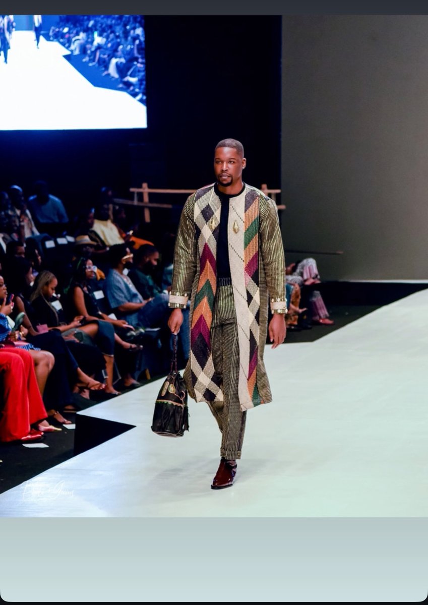 philyz❤️ tweet media