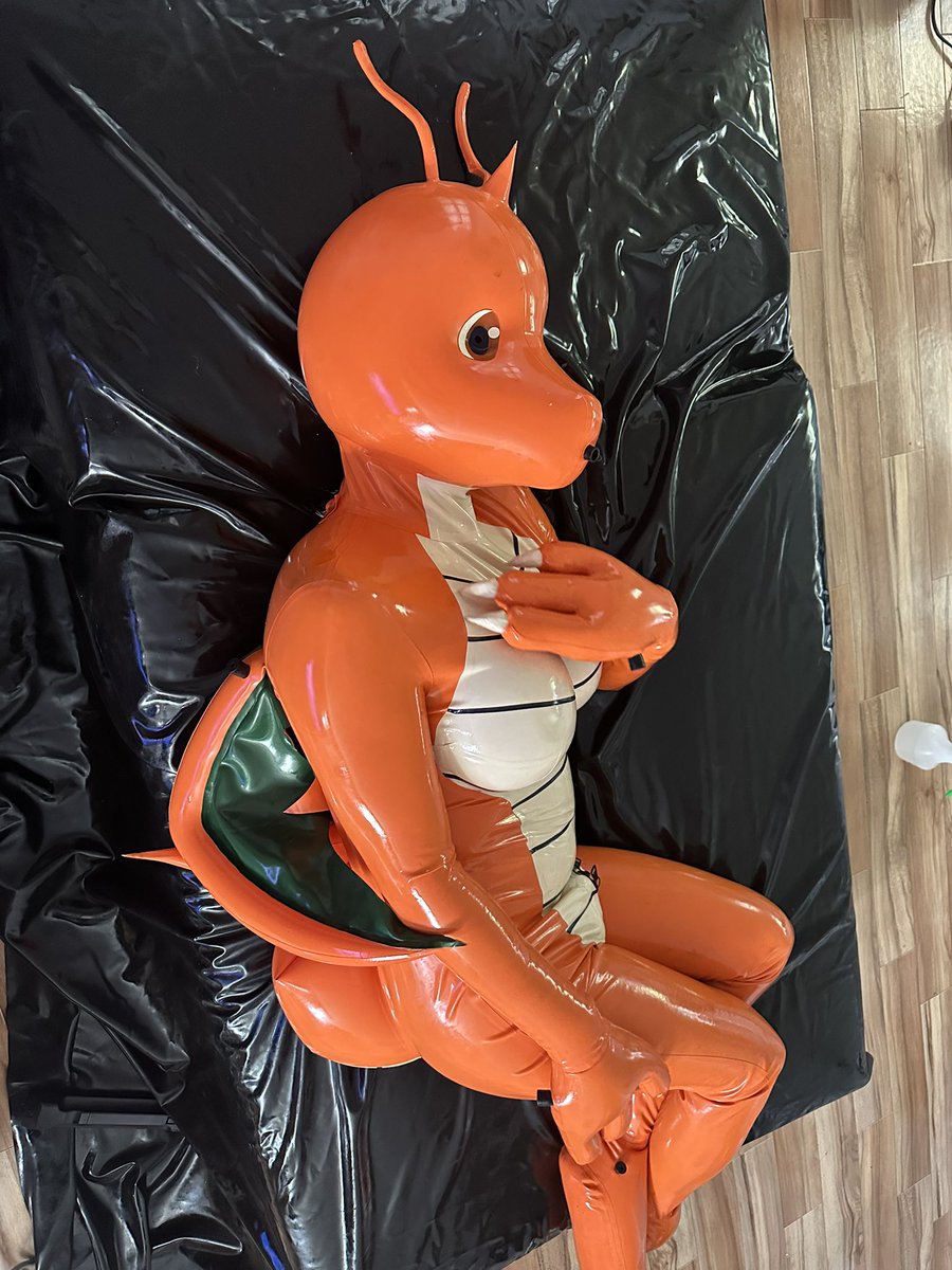 ハロウィン終わってもぬがして貰えない子