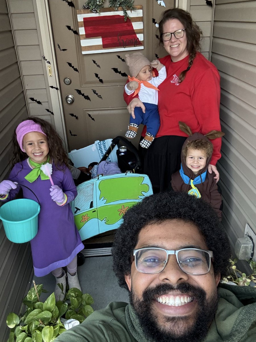 Rachael AlvarezClary tweet media