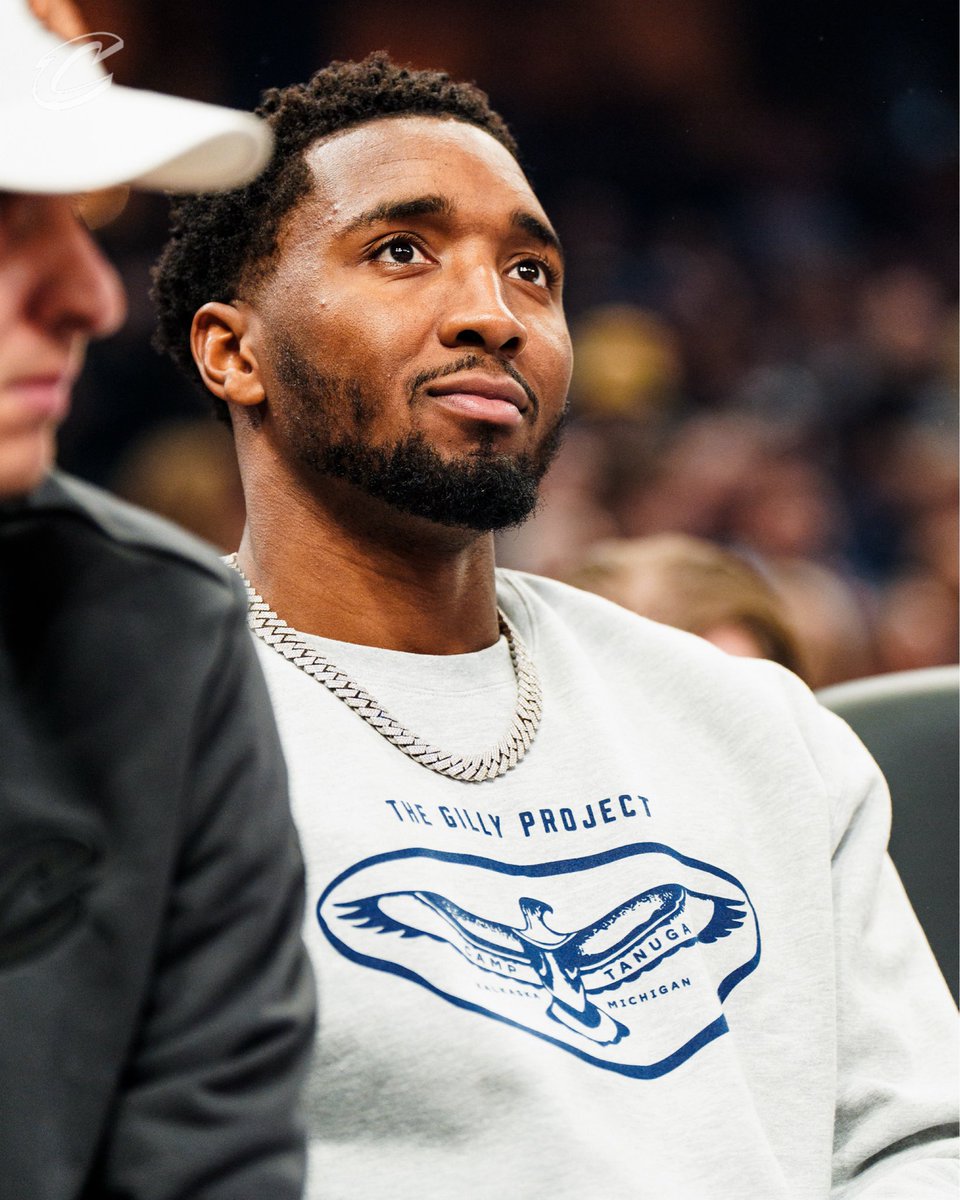 cavs's tweet photo. Spida’s reppin’ The Gilly Project at tonight’s NBA Cup game! #LetEmKnow https://t.co/x1d8QSlsmW