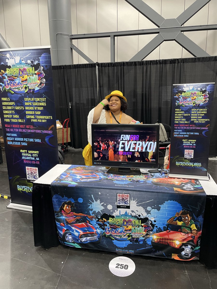 _fat_bean_'s tweet image. I had the pleasure of helping at the BlerdCon table at AfroTech this week. It was a fantastic time and had the pleasure of meeting so many people. #AfroTech #BlerdCon