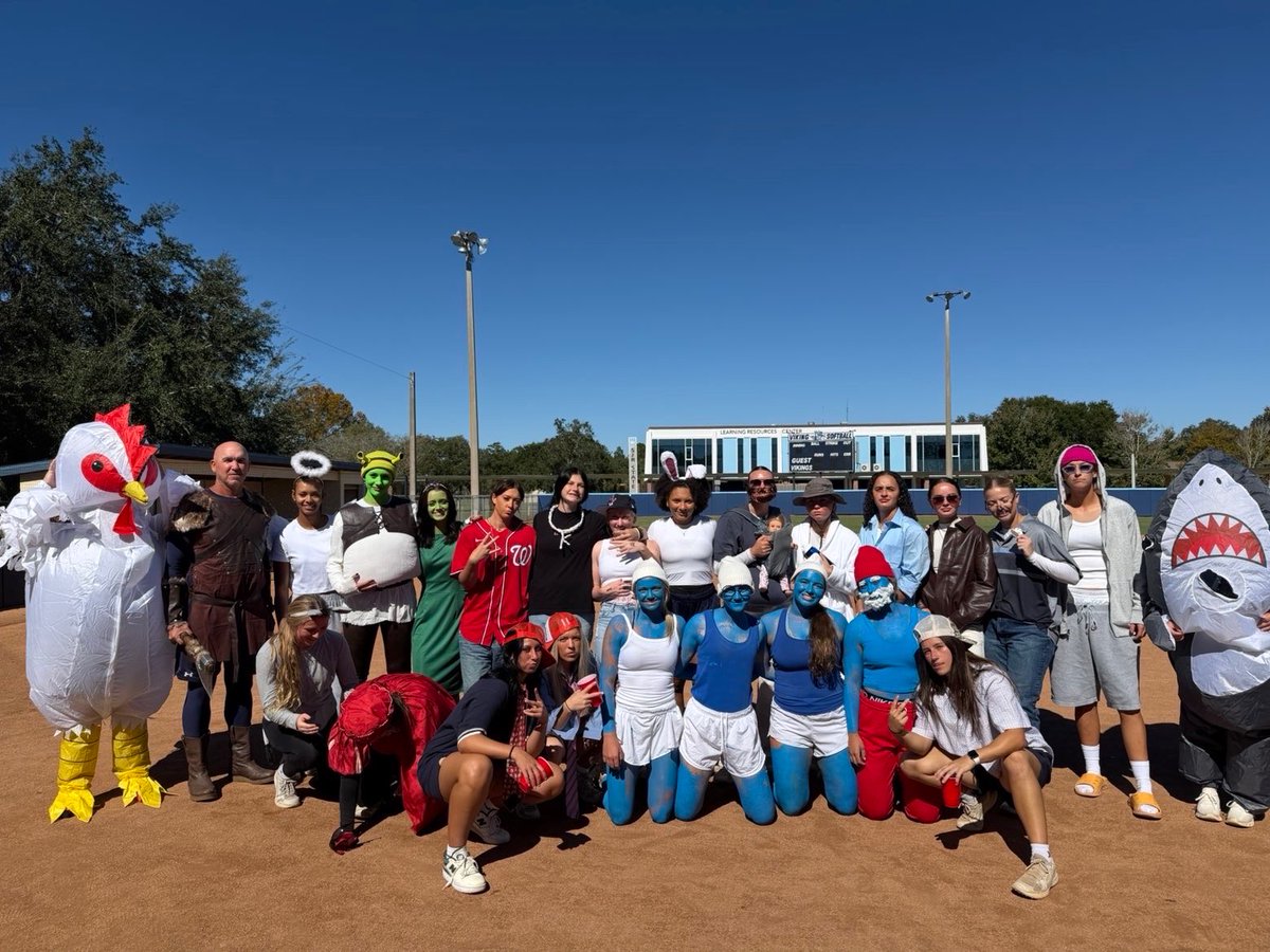 Costume practice at <a href="/SjrSoftball/">SJR State Softball</a> 🎃🦈🐔 From Shrek to Smurfs, we brought the energy! Fall ball + Halloween = best combo 👻💙 #VikingLife #JUCOJourney #SoftballFamily