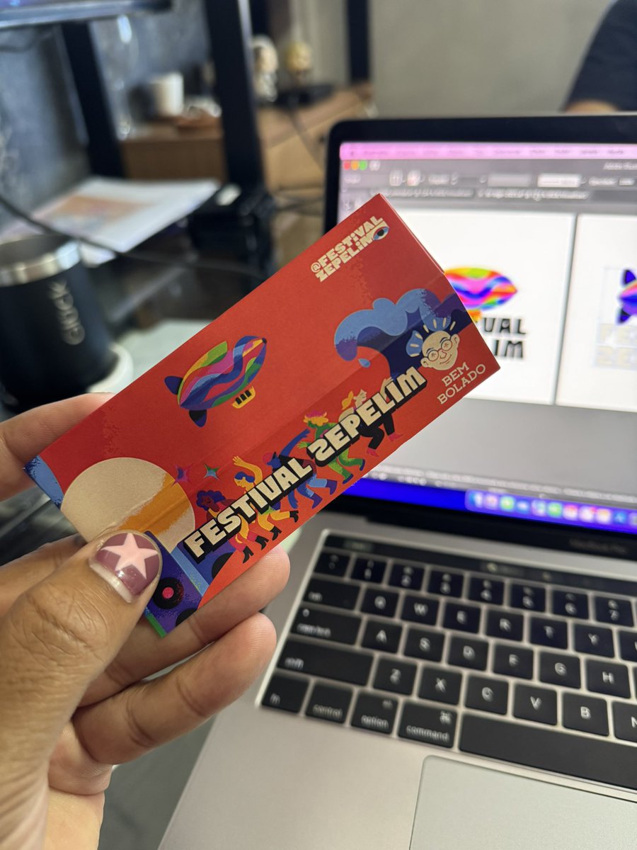 e essa colab que chegou no escritório do zep hoje. quem vai querer? 🫨🫣🤩