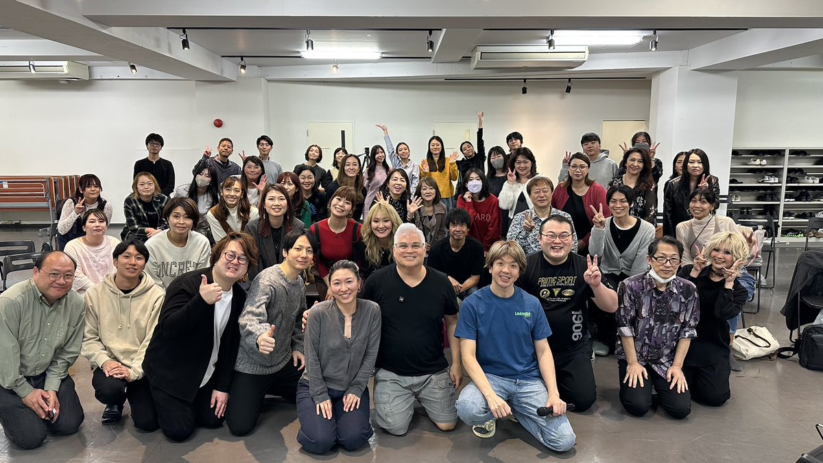 アメリカのトップ指導者
Greg Enriquez （グレッグ・エンリケ）氏によるワークショップ2days、その前の日には個人レッスンを受けることができました。

本当に貴重な学びになりました。(ボイストレーナーって改めて素晴らしい仕事だなぁ)