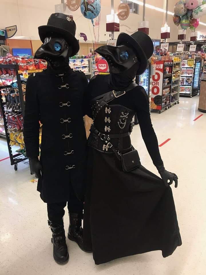 VaaniLL4's tweet photo. This is Halloween  #ℌ𝔞𝔩𝔩𝔬𝔴𝔄𝔡𝔦𝔰𝔑𝔜 https://t.co/rc0MatRezl
