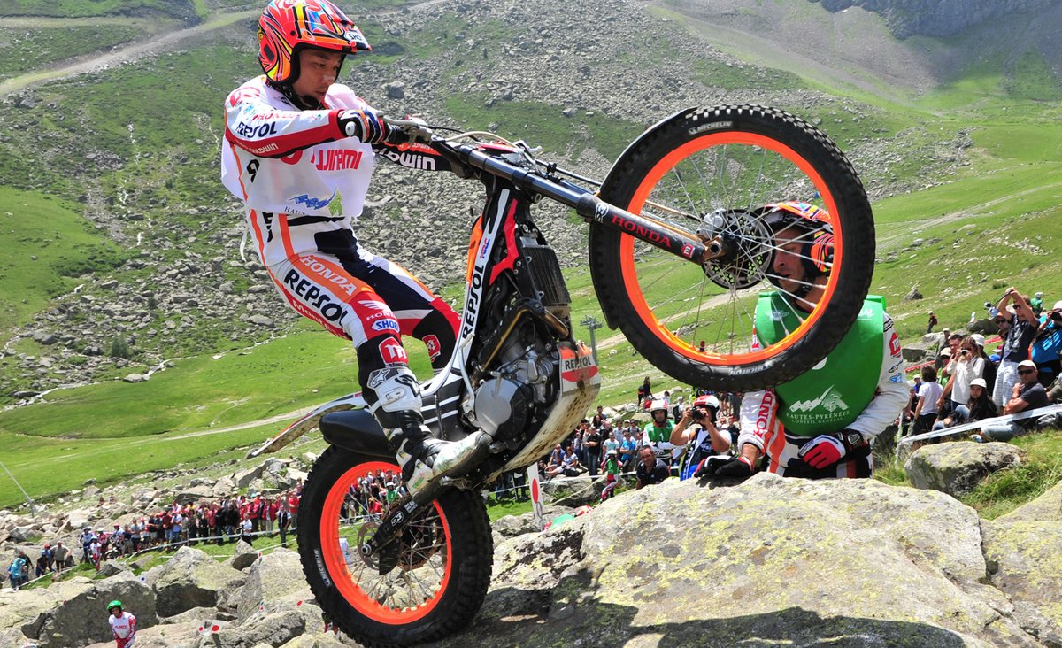 マシンによって全く異なる表情を見せるエンジン音。

さまざまなレースカテゴリーで時代を彩ったマシンを、挑戦が結実したエンジンが奏でる“音”とともにご紹介する企画展示『ホンダノ音』をHonda RACING Galleryにて本日からタートします。

Honda RACING Gallery
suzukacircuit.jp/park/attractio…