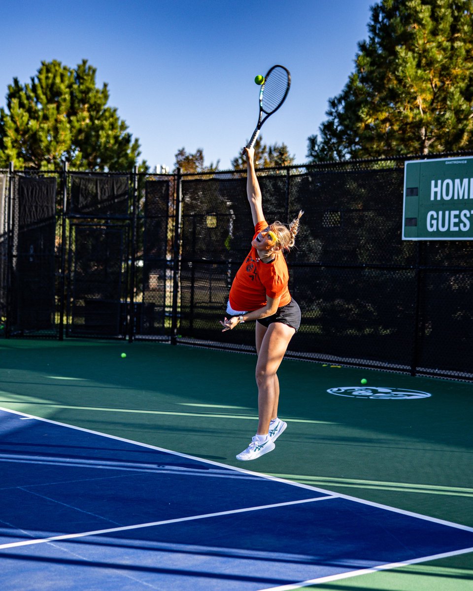 CSUTennis's tweet image. 𝐒𝐜𝐚𝐫𝐲 𝐅𝐮𝐧🐈‍⬛🎃

#Relentless x #CSURams