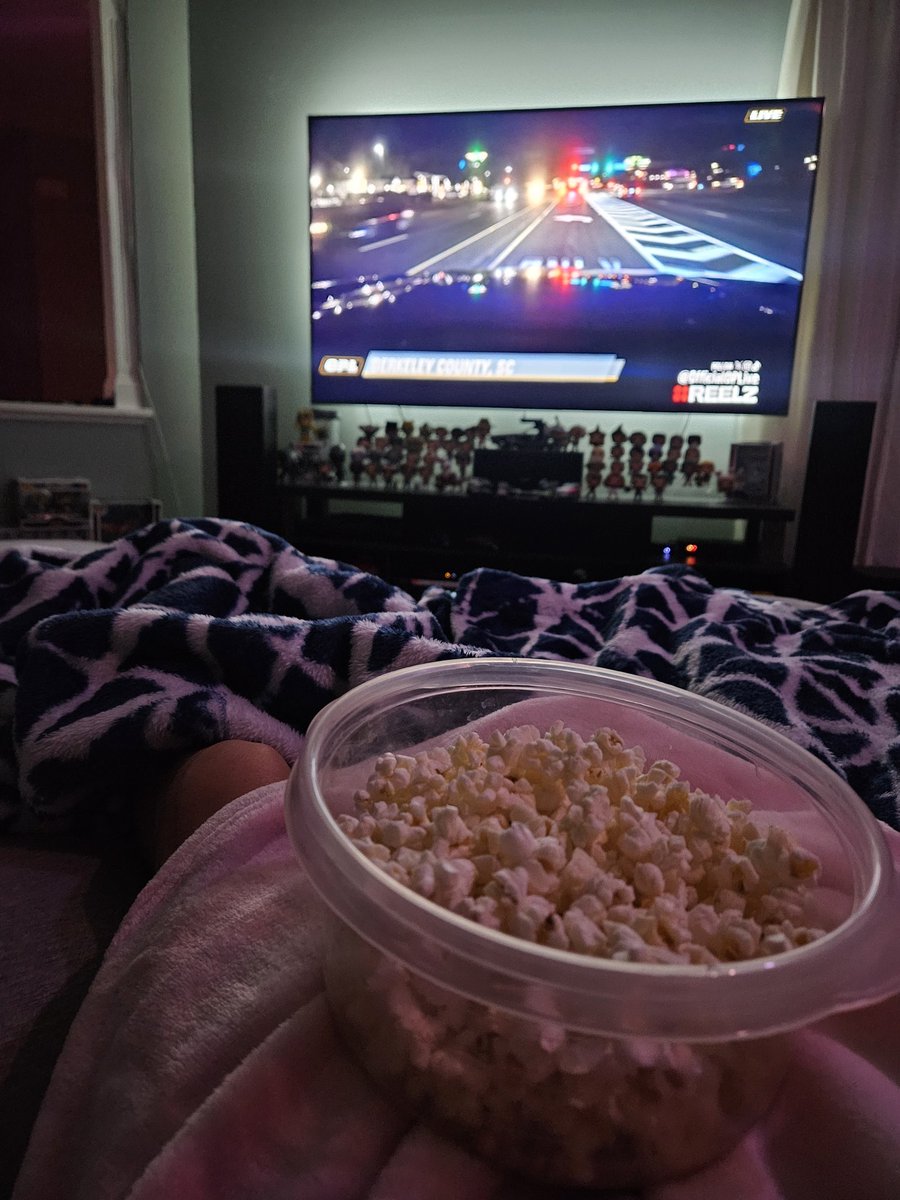 tattoosnparfums's tweet photo. @OfficialOPLive Trick-or-Treating is done and I'm settled in! 🍿 https://t.co/m2afBqrdiO