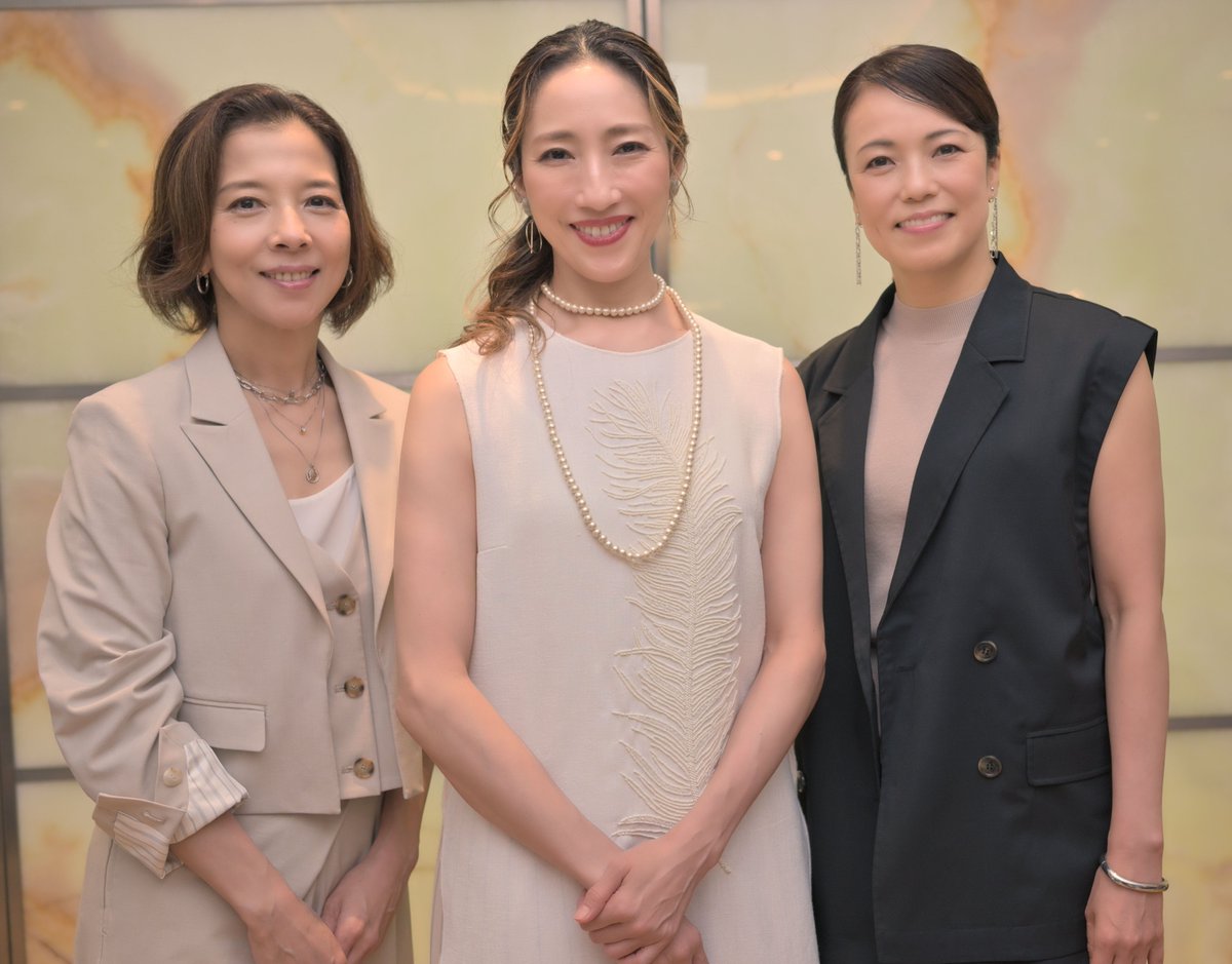 宝塚　『水 夏 希』トリプルセット 水夏希 Natsuki Mizu （&STAFF） (@aquastaff2013) / Posts / X