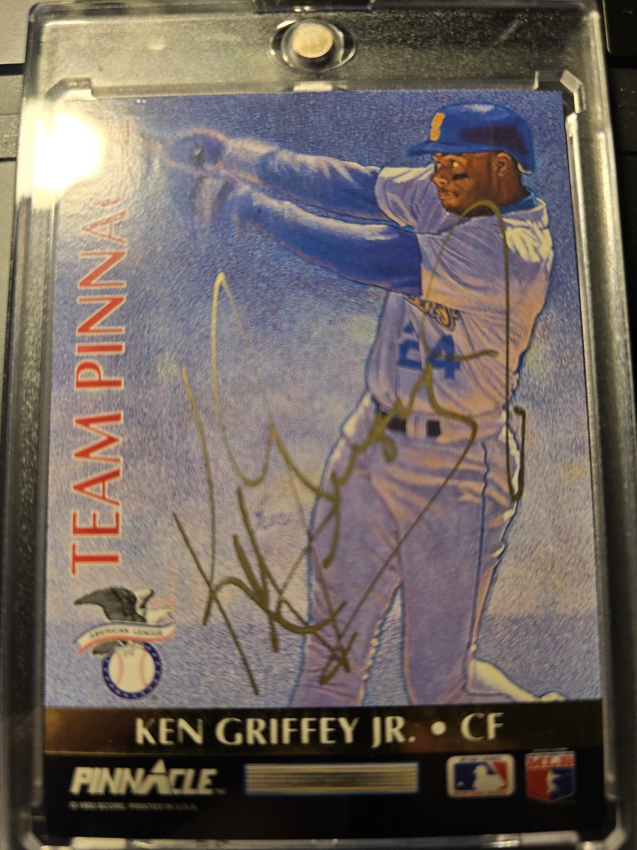 My New Nonsense in a new case. Things looks a little clearer now......hands down one of my top 10 favorite cards.

 The 1992 Team Pinnacle is one of the greatest cards EVER produced. I said what I said. Lol. But now its got some John Hancock on it too.