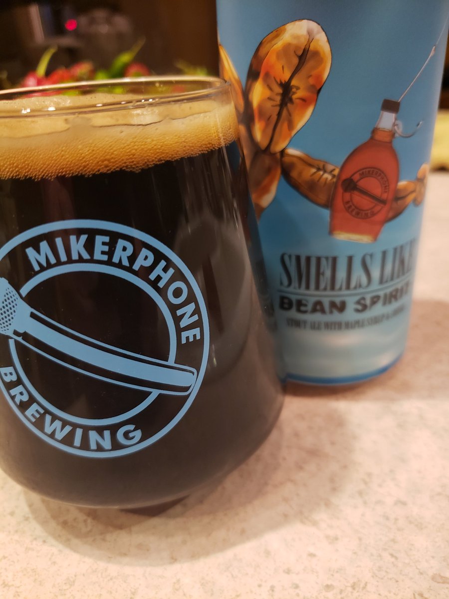 aWISLGuy's tweet image. #ProperGlassware When having an excellent @mikerphonebrew brew in the proper glass - time to share it. (And this one is that - maple, deep, roasty ... yum!)