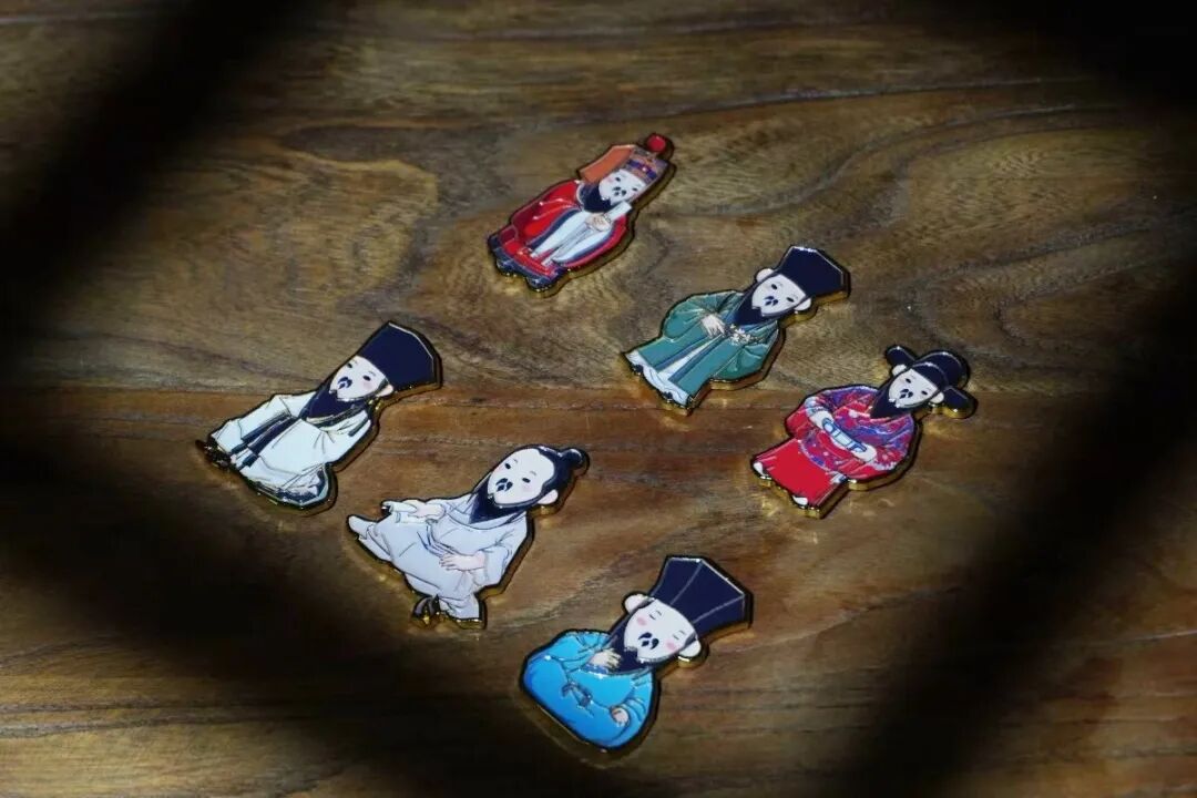 BELE5U's tweet photo. From T-shirts to trendy, #Yuyao makes #YangmingMind tangible. Sip coffee at "King's Cafe" in Wang's former residence & feel philosophy in daily life. #CulturalCreativity https://t.co/gqCHABeW0v