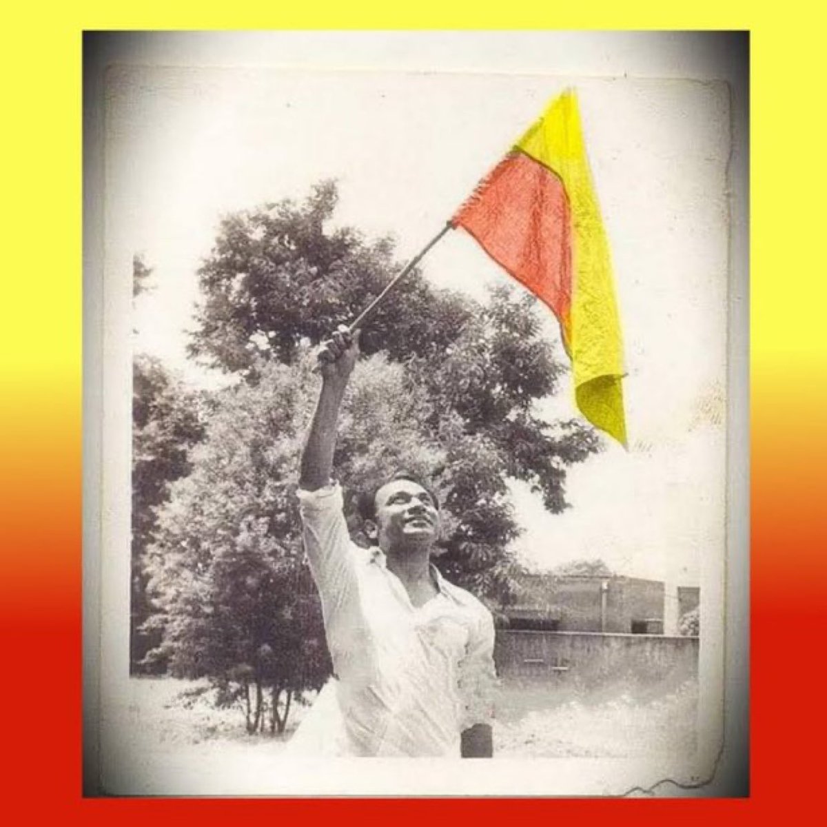 doddaganesha's tweet image. ಕಲಿಯೋಕೆ ಕೋಟಿ ಭಾಷೆ ಆಡೋಕೆ ಒಂದೇ ಭಾಷೆ ಕನ್ನಡ ಕನ್ನಡ ಕಸ್ತೂರಿ ಕನ್ನಡ. 

ಎಲ್ಲರಿಗೂ ರಾಜ್ಯೋತ್ಸವದ ಹಾರ್ಧಿಕ ಶುಭಾಶಯಗಳು.