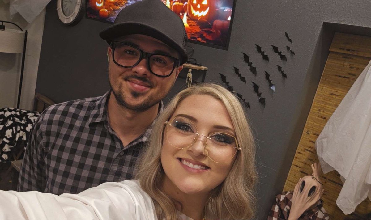 Get_Zoinked's tweet photo. Zak bagans catching ghosts on camera 📷👻 https://t.co/wDsflZDWeK