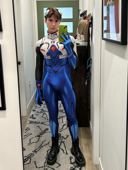 1 pic. No one understand me. https://t.co/FFc4QD8eAe