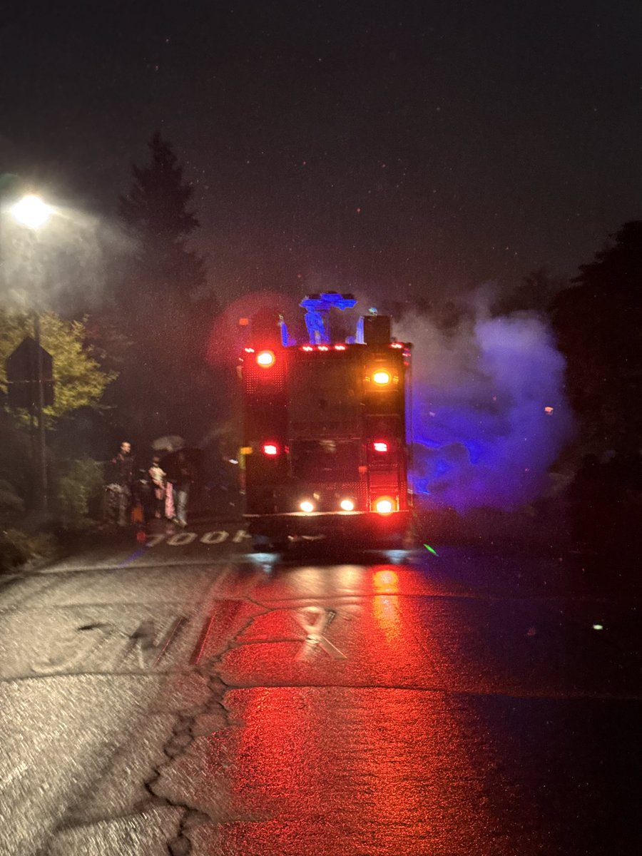 chip_setzer's tweet image. Yeah but does your hood do this…