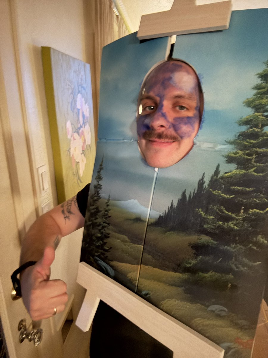 nicholasfukc's tweet image. Hey it’s me, a painting.