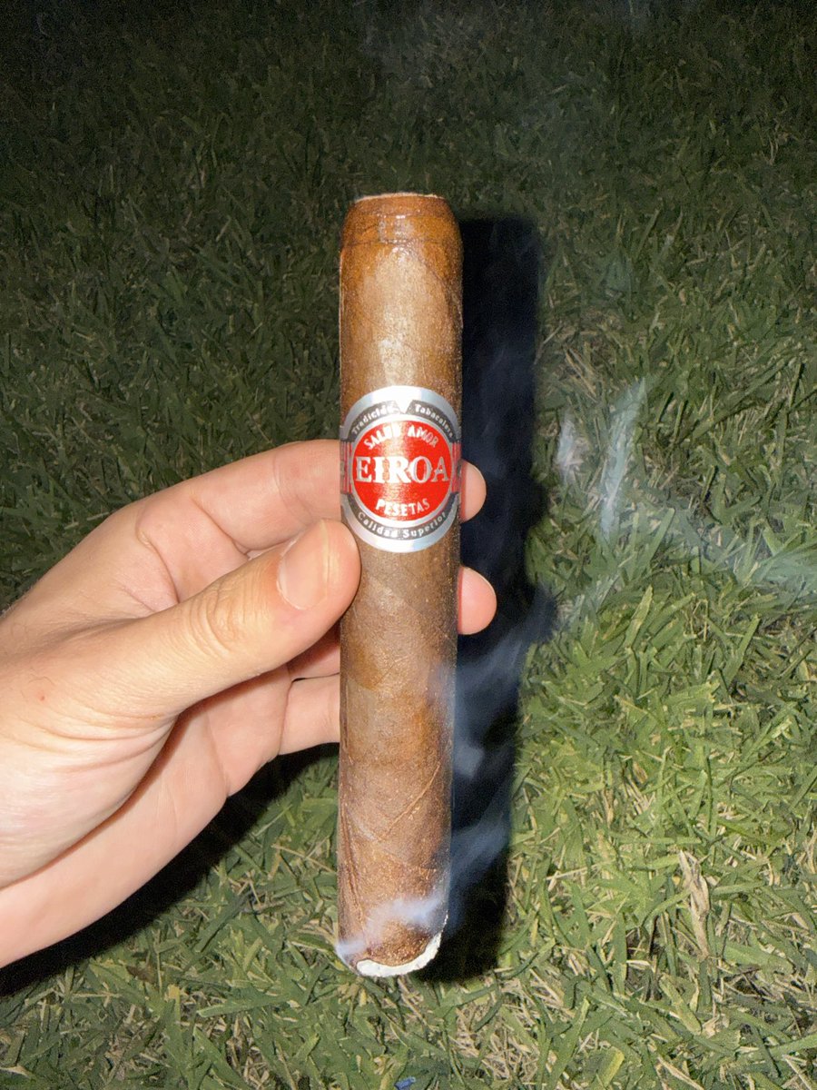 The Cigar Log tweet media