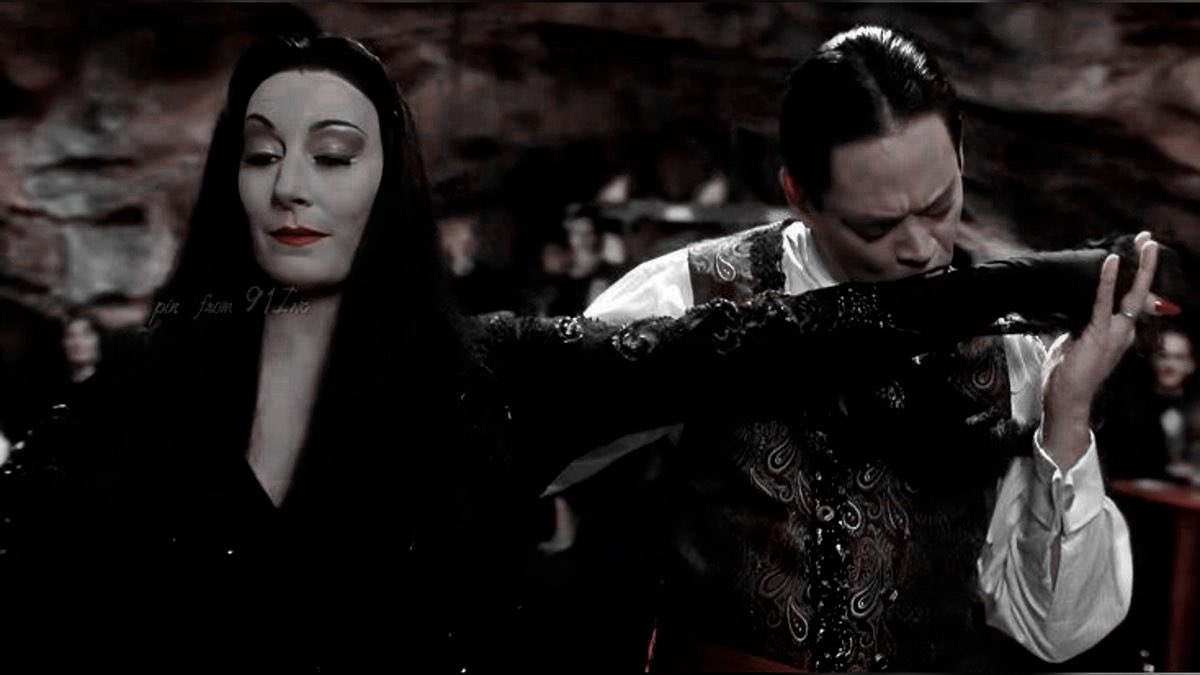 halloween is for lovers 🖤