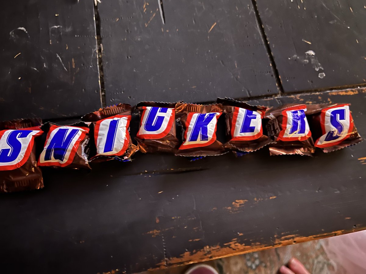 megelg's tweet photo. @SNICKERS mission accomplished!! https://t.co/JGEeJJ06gT