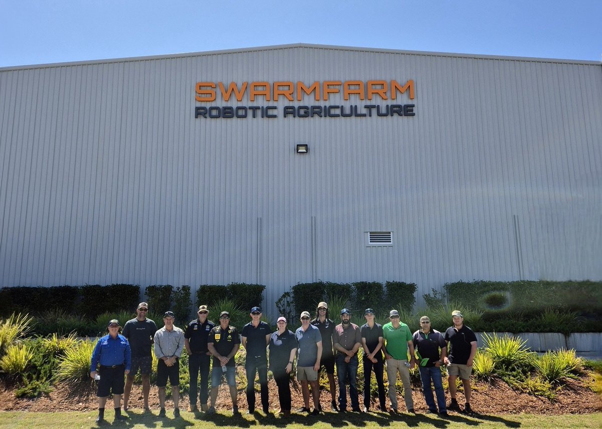 What a fantastic few days for our GrowGreen Peer-to-Peer group on the study tour to the Gatton AgTech Showcase and SwarmFarm Factory Tour.

A group of 12 growers travelled south to see the latest in AgTech machinery 🚜 — with DPI’s live demos proving a real highlight. The