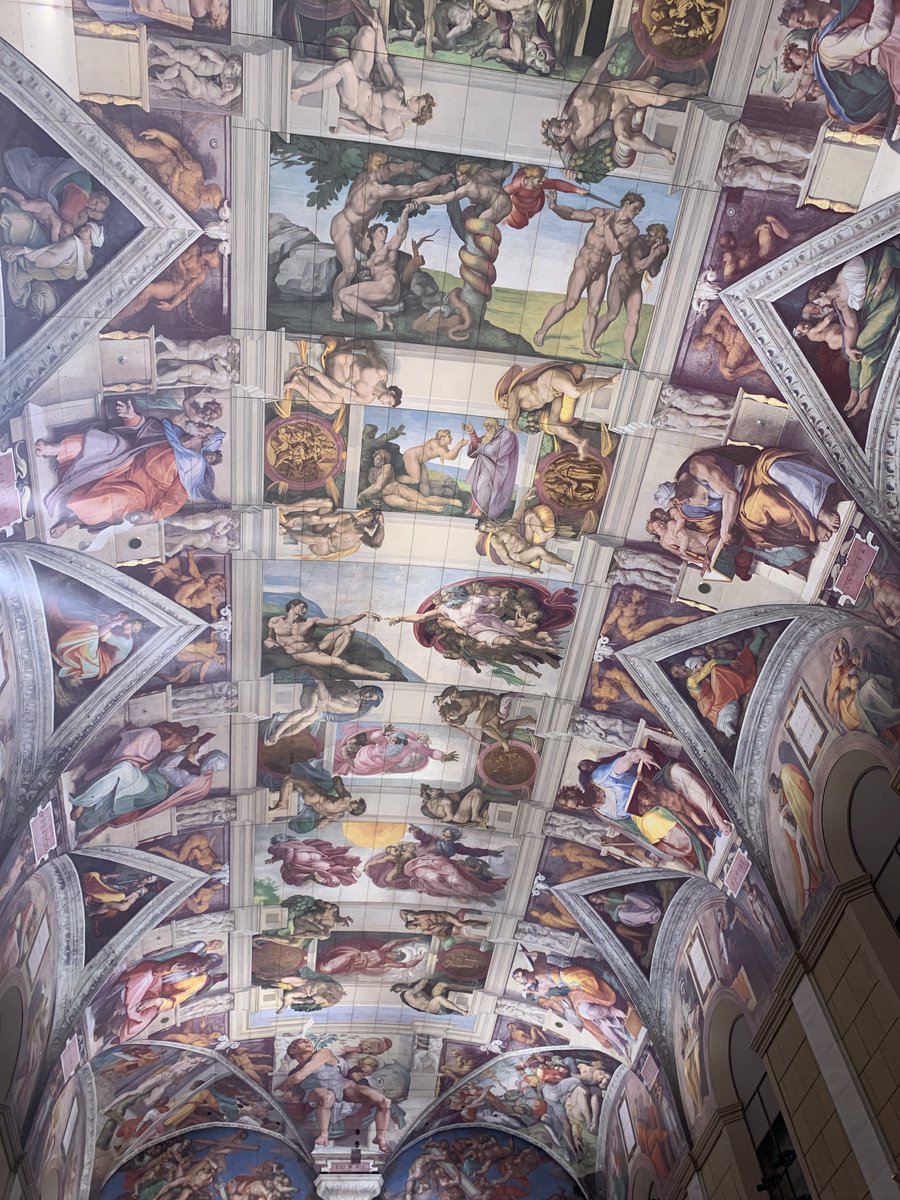 👑1512年のきょう11月1日は、システィーナ礼拝堂の天井画が公開された