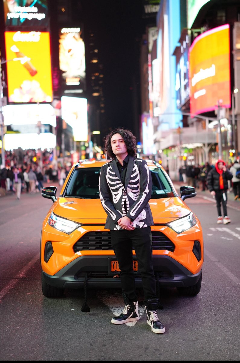 DylanJSeah's tweet image. Halloween NYC 🎃🇺🇸