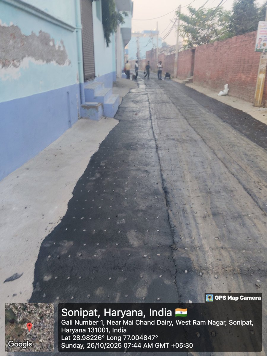 AkhandTrust's tweet image. @NayabSainiBJP @dcsonipat सोनीपत NCRका भाग हे ओरग्रेप 2 की प्रदुषण पाबन्दिया लागु हें परन्तुनगर निगम और ठेकेदारों की मिलीभगत से पूरी रात शहर के कम से कम दस स्थानोंपर गलियों में मिस्टिक लेयर डालनेका पूरी रात काम हो रहा है इसी कारण सोनीपत देश का सबसे प्रदुषितशहर का खिताब जीत रहा है