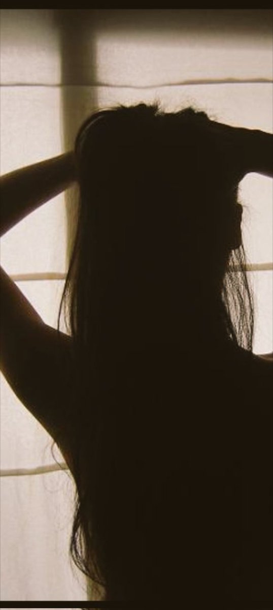 Esta  Noche....Yo  Solo....

 Quería  Dormir  Con  Vos...💫

🖤.........💋