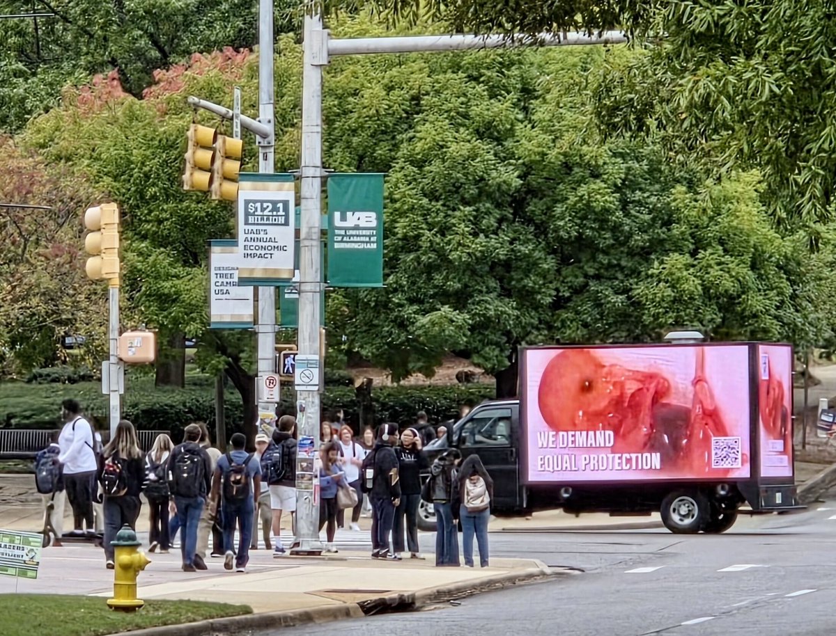 createdequalorg's tweet photo. Our LED truck drove around the University of Alabama at Birmingham this week, exposing the horrors of "self-managed" abortions.
#pillabortion #selfmanagedabortion #abortionviolence https://t.co/160bwrwJlt