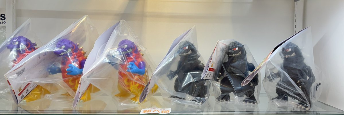 現在フリー入場となっておりますので是非店頭へお越しください😄