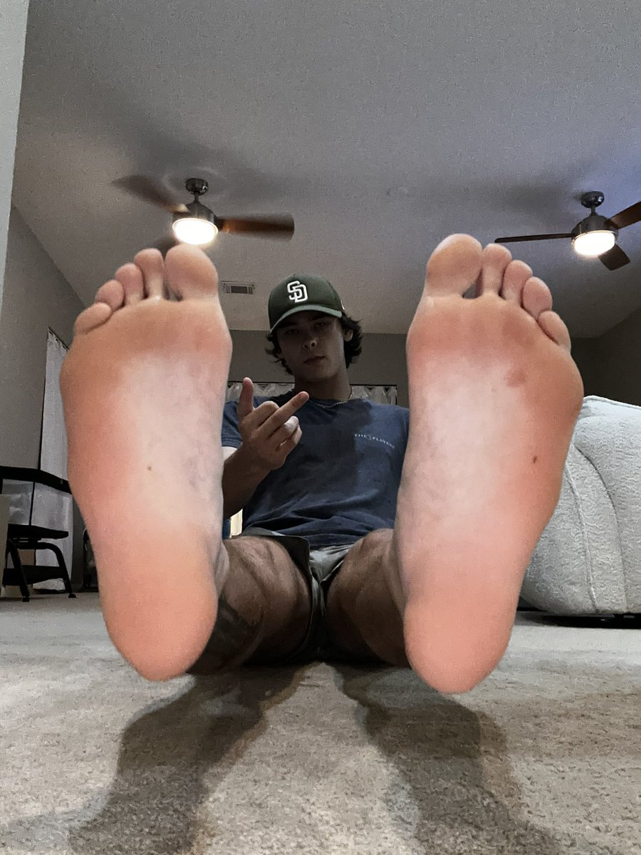 Trick or Treat, Smell my feet.  🎃