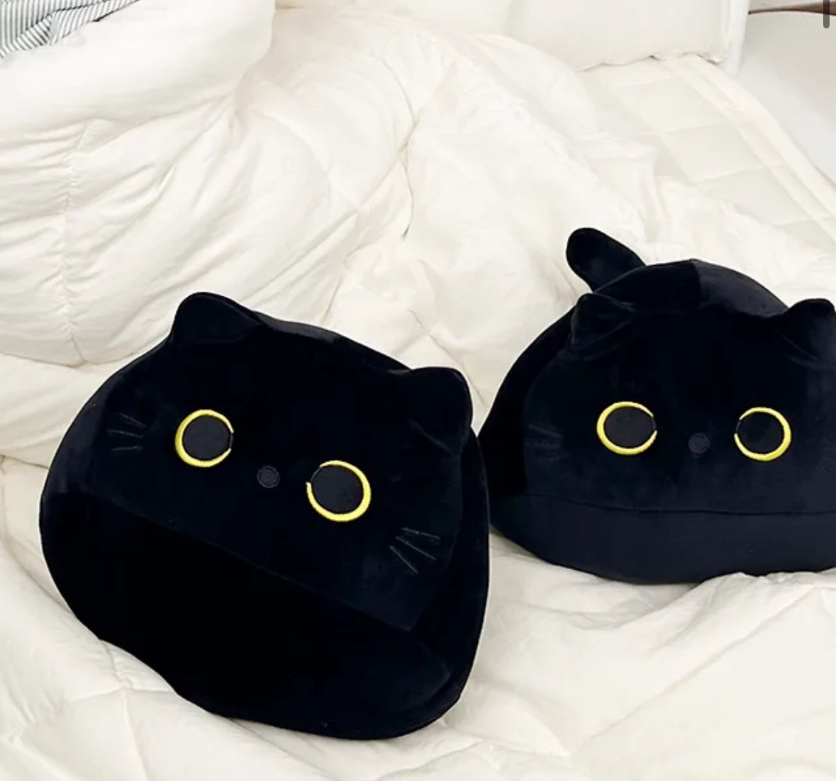 fy63g_'s tweet image. ⑅에이티즈 우영 생일 #RT이벤트 🖤

오프라 미니 하이라이터와 깜냥이 모찌쿠션을
각 1분께 드립니다! (총 2명)

참여방법: #RT + #맘찍 

당발은 우영이 생일에 합니다🖤

!자세한 정보는 타래로 이어집니다!
#우영 #wooyoung