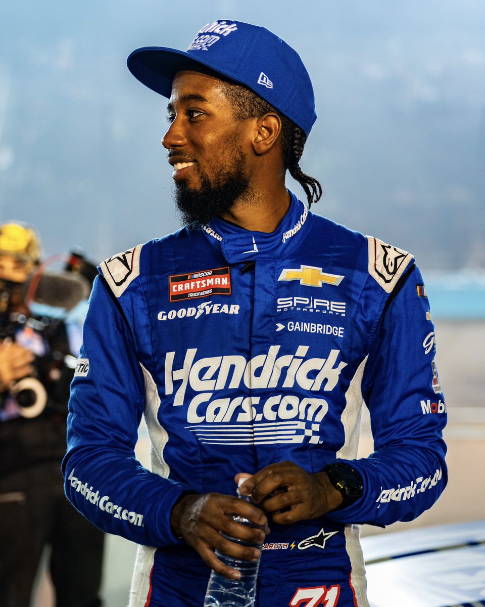 SpireMotorsport's tweet photo. The end of an era.

@rajahcaruth_ | @HendrickCars https://t.co/BHYG9r4aSn