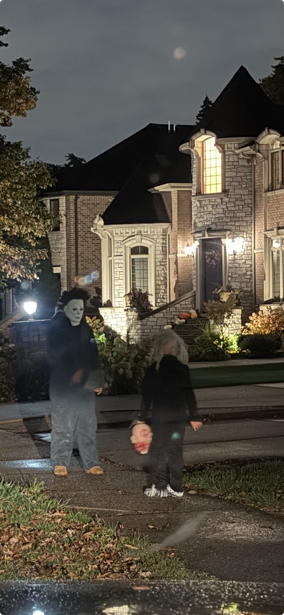 A tender moment between one of our many “Funcles” and our youngest 👹👻🎃