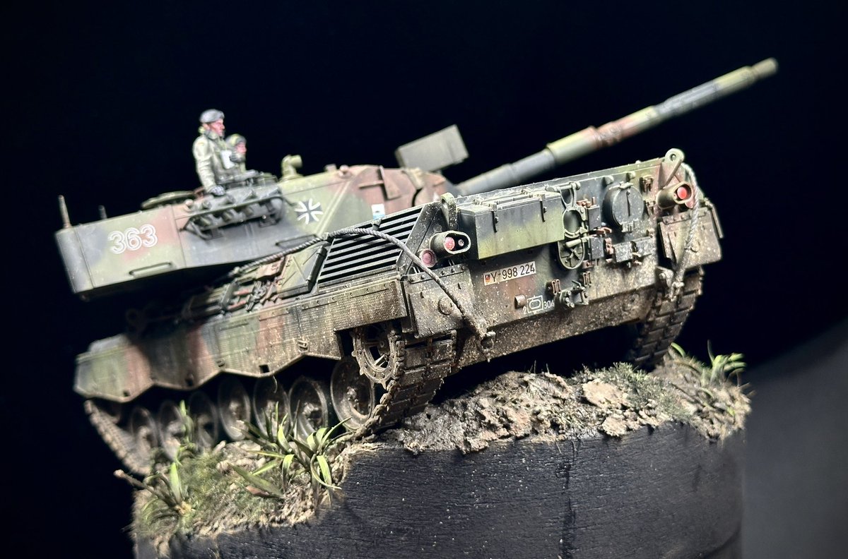 milita_draw's tweet photo. leopard 1 https://t.co/x9jaN20kCT