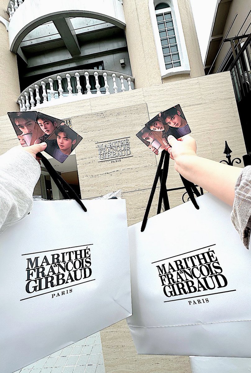 ロハチングと原宿店へ🥰
無事にお迎えしました😆💜

#MARITHE #マリテ #マリテフランソワジルボー #마리떼프랑소와저버 #마리떼