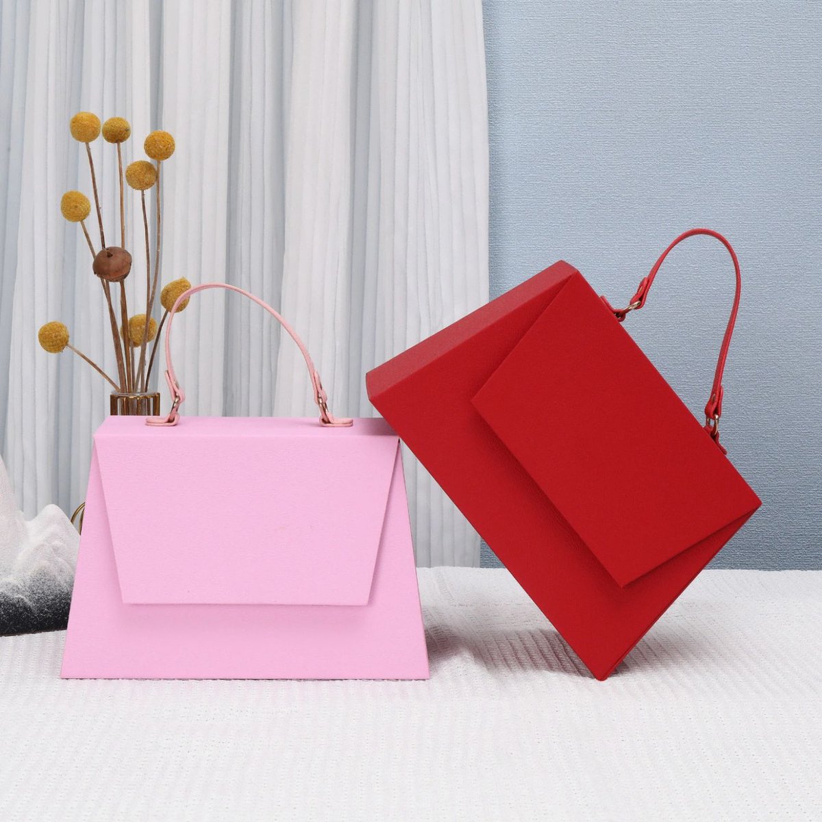 jialanpackage's tweet image. 💥Jialan Package&apos;s new trapezoidal design foldable magnetic gift box custom wholesale
✅Moq: 500 pieces in stock, 1000 pieces with free logo printing.
For custom wholesale requests, please DM to @jialanpackage
🌐Video website: jialanpackage.com
#creativegiftbox #foldablebox