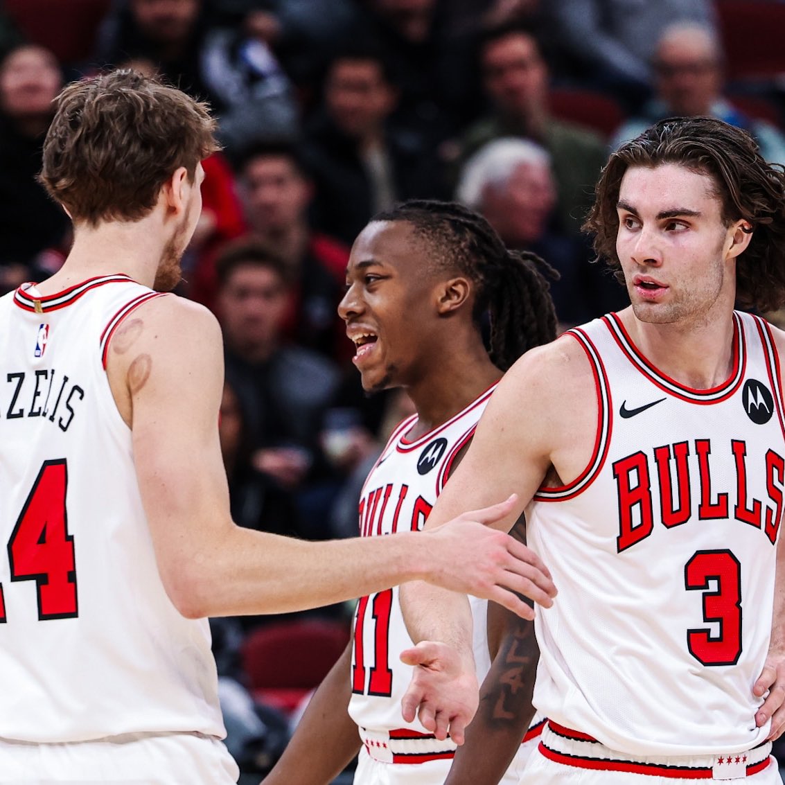 BREAKING: The Bulls are 5-0 for the first time since the 1996-97 season.

🔥🔥🔥