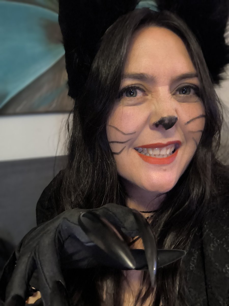 SVP2212's tweet photo. La Gata Carlota 🐈��⬛
#Halowen 🎃 https://t.co/ZHJnaN6UJJ