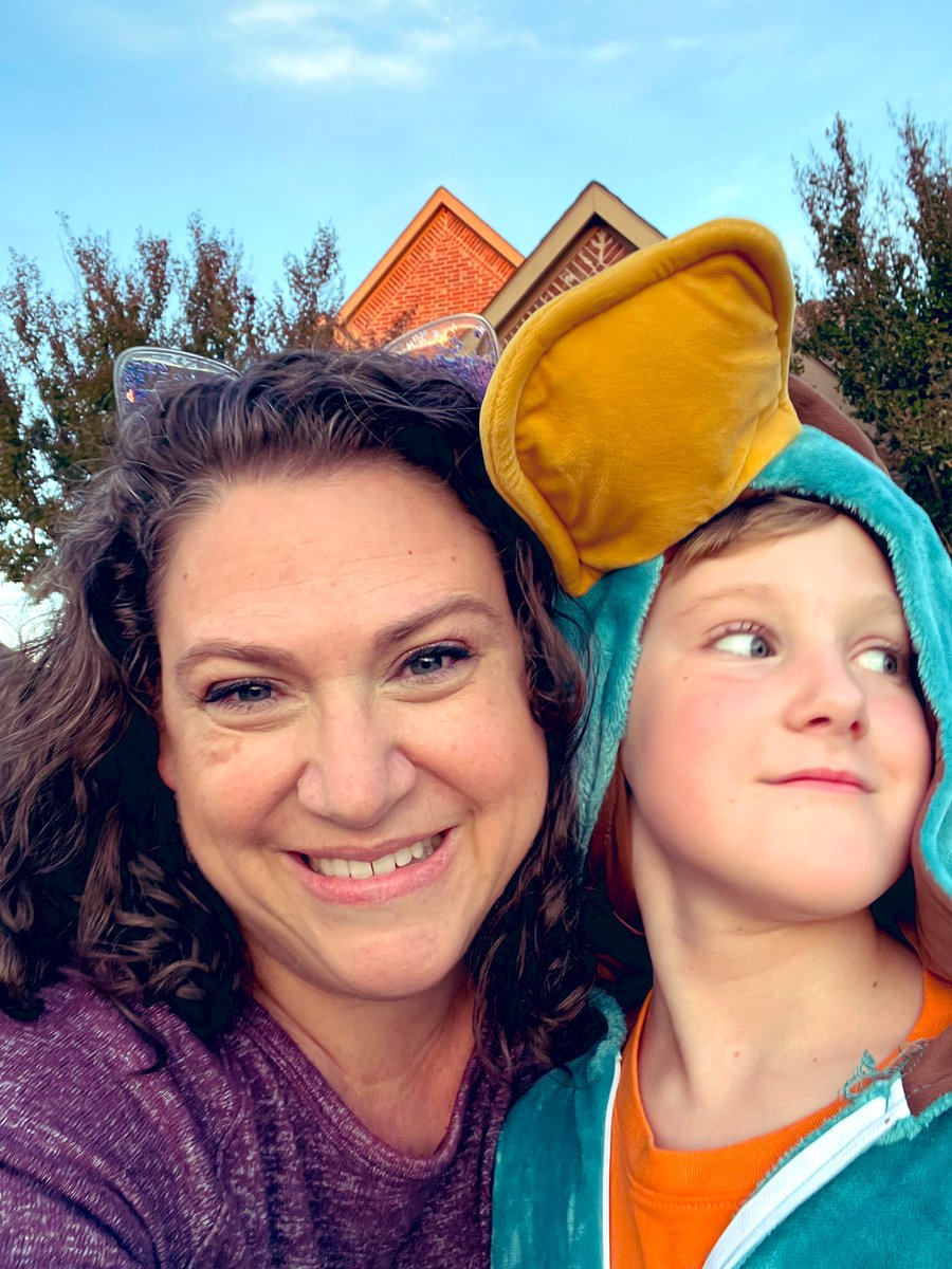 TJReazor's tweet image. Halloween 2025 :) 🎃 👻  🎃 👻