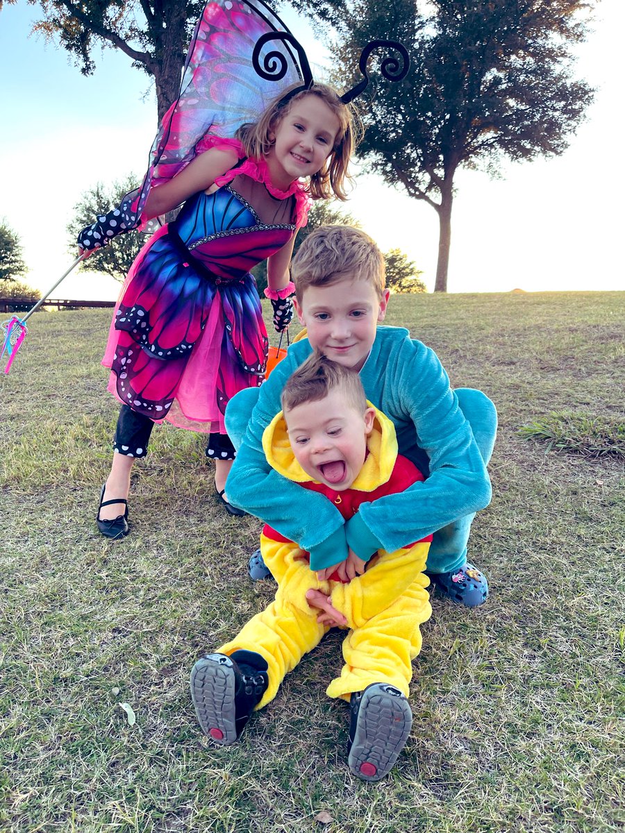 TJReazor's tweet image. Halloween 2025 :) 🎃 👻  🎃 👻